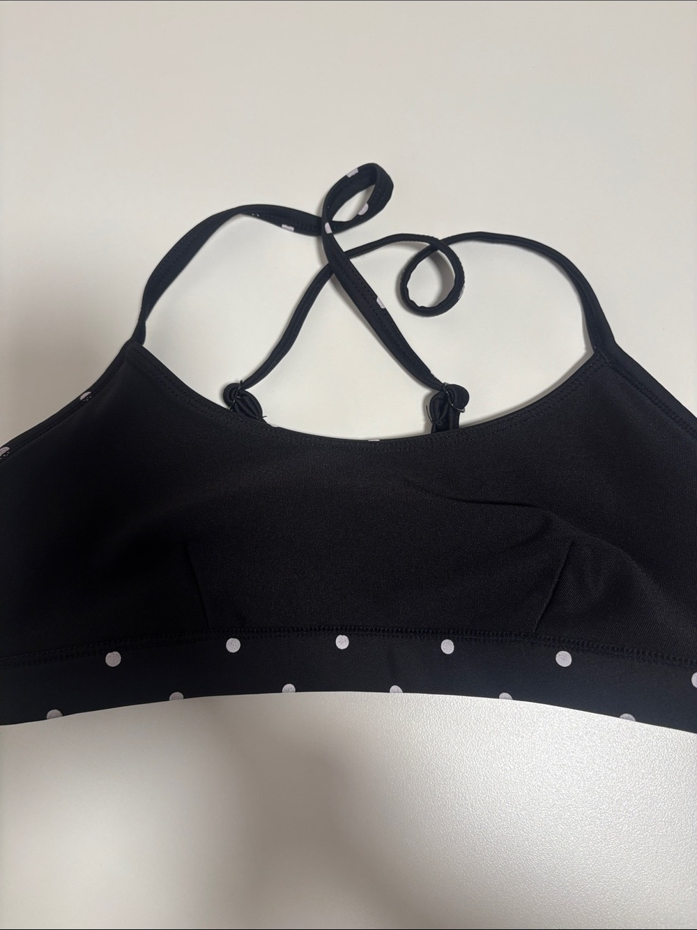 LIKE NEW Alo Polka Dot Airlift Bra - Black with White Polka Dots - Picture 4 of 5
